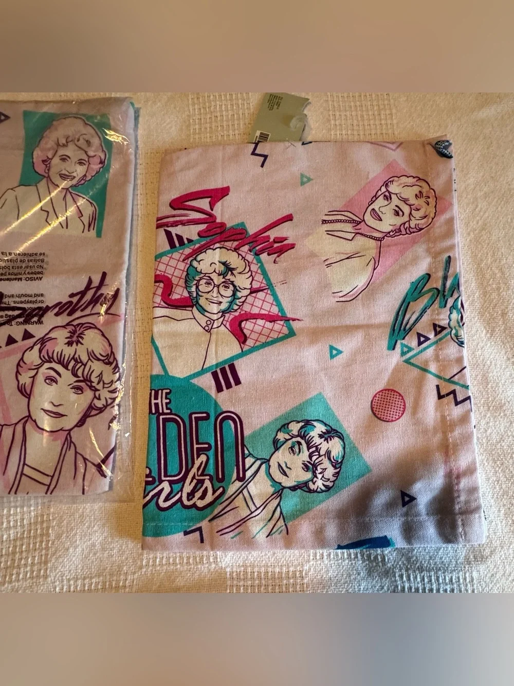 Bioworld Golden Girls Retro Graphic Kitchen Towel